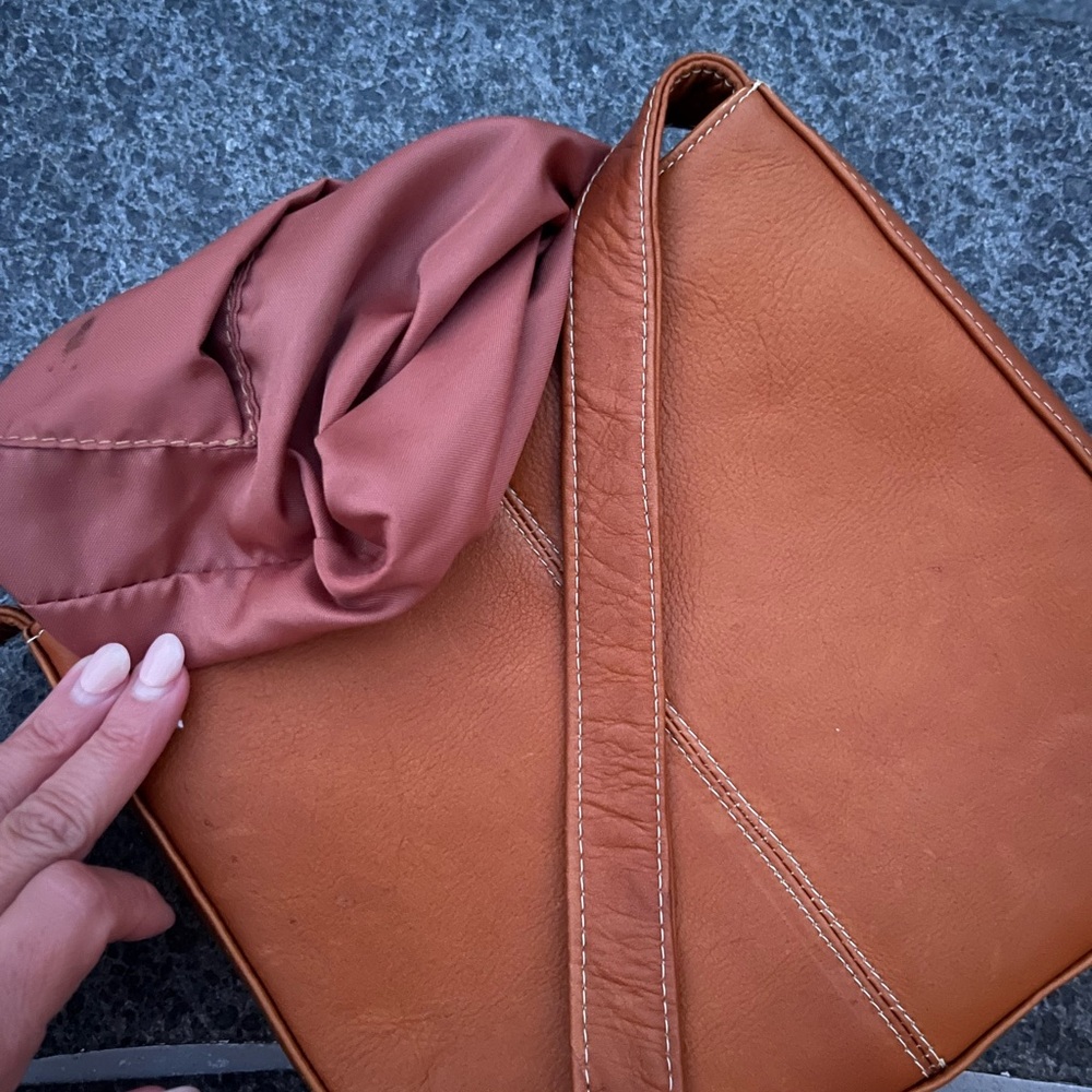 Le Donne Elegant Tan Leather Women's Bag